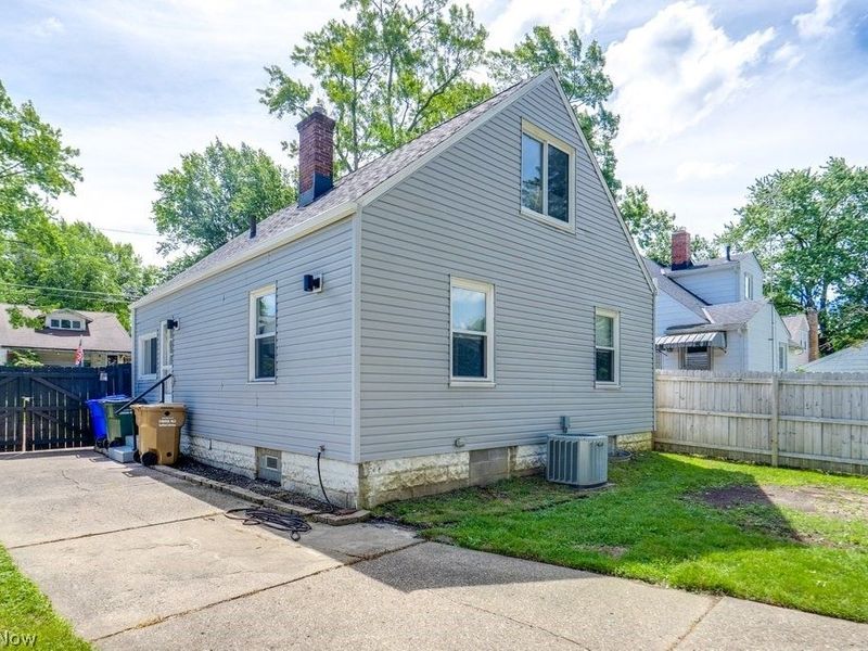 1930 18th Street, Cuyahoga Falls, OH 44223 Photo 34
