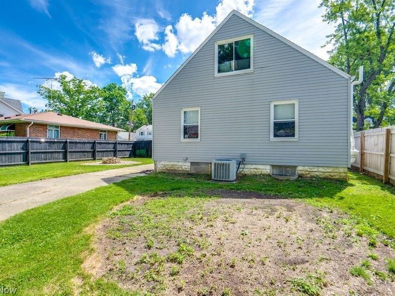 1930 18th Street, Cuyahoga Falls, OH 44223 Photo 37