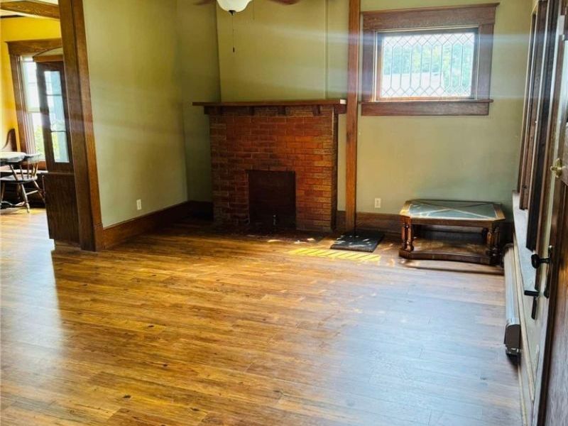 147 W Mcpherson Highway, Clyde, OH 43410 Photo 3