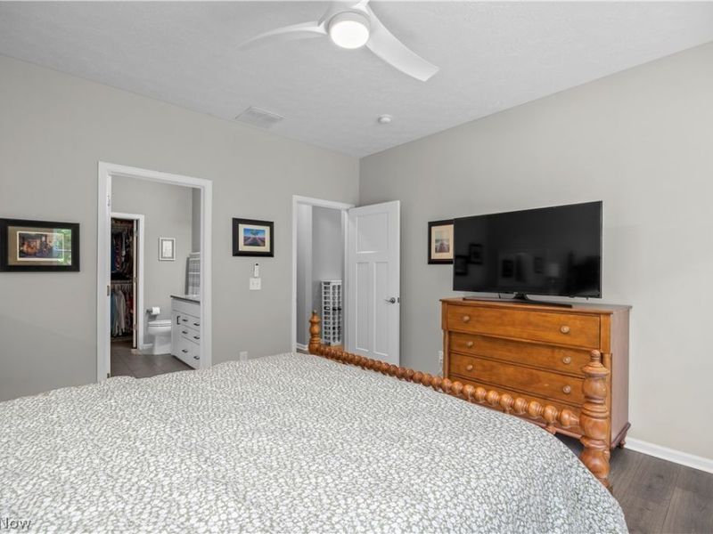 6560 Amber Way, North Ridgeville, OH 44039 Photo 7