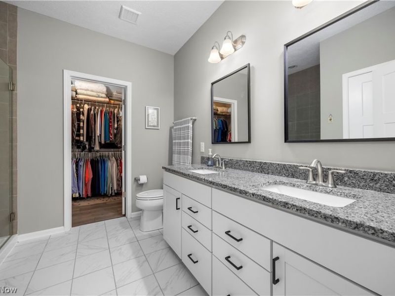 6560 Amber Way , North Ridgeville, OH 44039 Photo 9