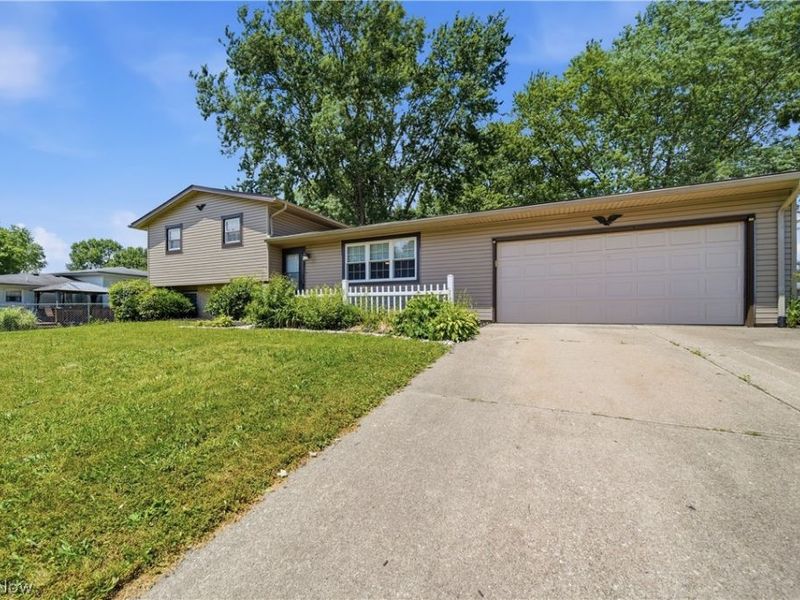 1819 Stonehenge Avenue NW, Massillon, OH 44646 Photo 34