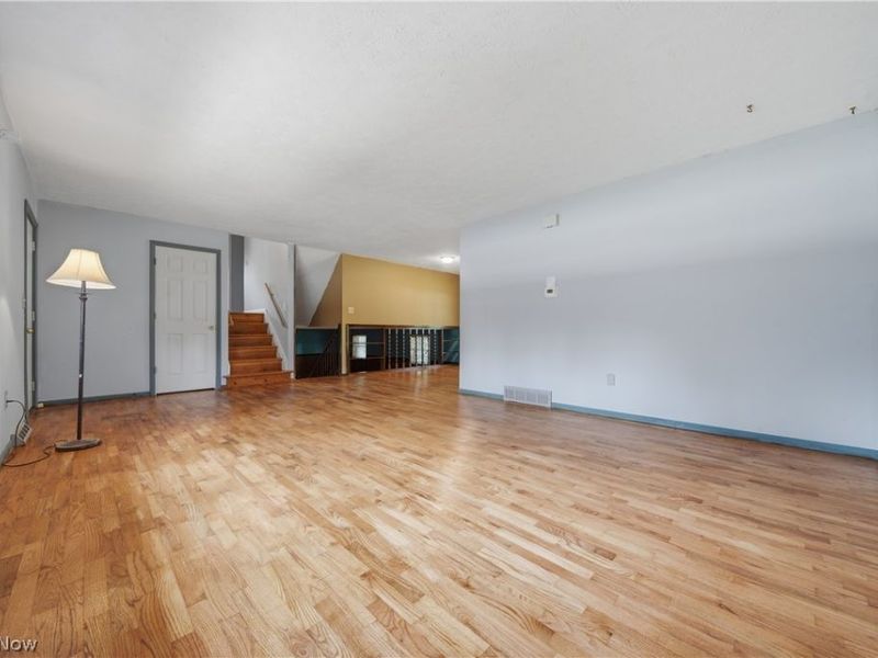 1819 Stonehenge Avenue NW, Massillon, OH 44646 Photo 4