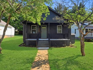 886 Brook Street, Lynchburg, VA 24501