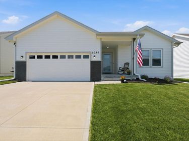 1086 DEVERON Drive, COUNCIL BLUFFS, IA 51503