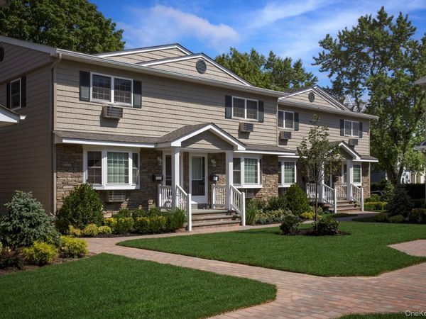 39 Park Avenue , Unit 39-1, Babylon, NY 11702