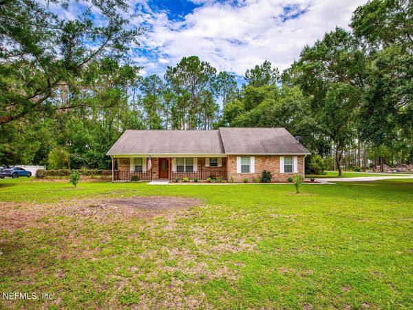 2719 LAKE Drive, Hilliard, FL 32046