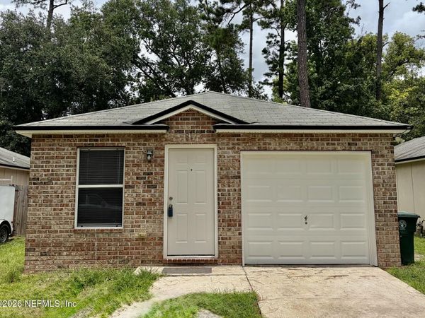 8173 WOODS Avenue, Jacksonville, FL 32216