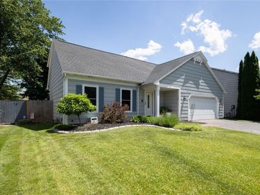 181 Pebbleview Drive , Rochester, NY 14612