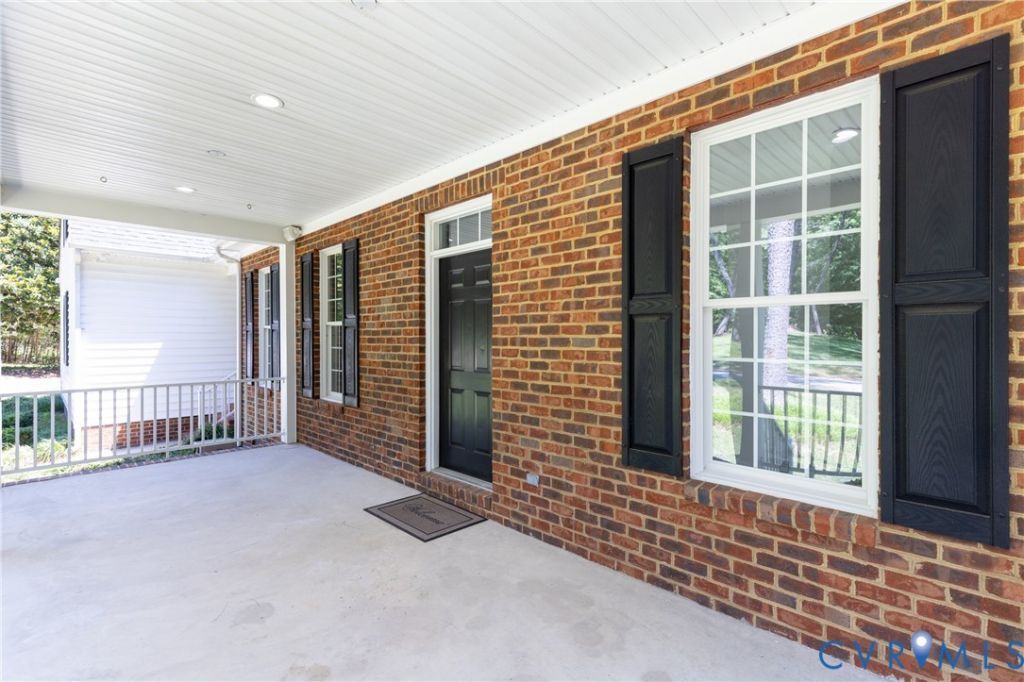 104 Petersburg Road Powhatan, VA 23139