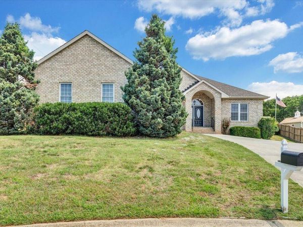 1619 Sterling Place CIR, Roanoke, VA 24012