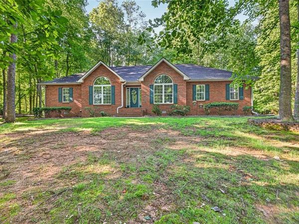 20 Tabor Forest Drive , Oxford, GA 30054