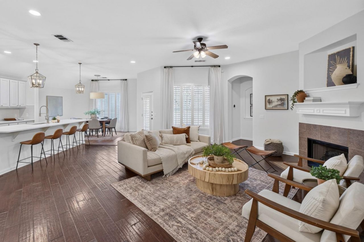 6301 York Bridge Cir, Austin, TX 78749 Main Photo