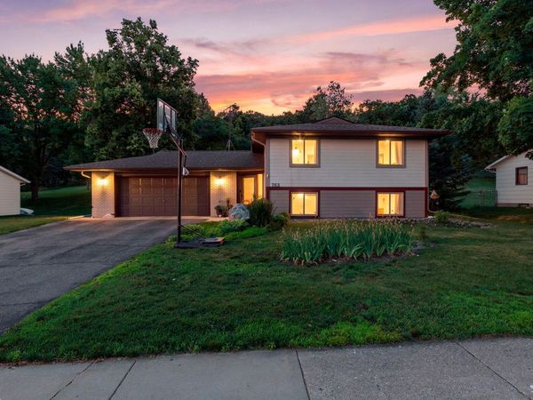 762 Pioneer Road, Red Wing, MN 55066