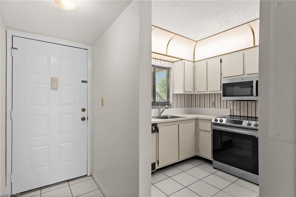 4251 27th Ct Sw, Unit 104, Naples, FL 34116 Photo