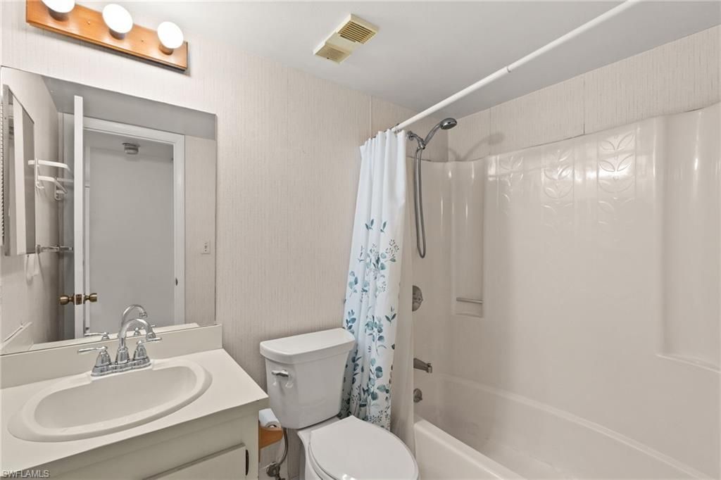 4251 27th Ct Sw, Unit 104, Naples, FL 34116 Photo