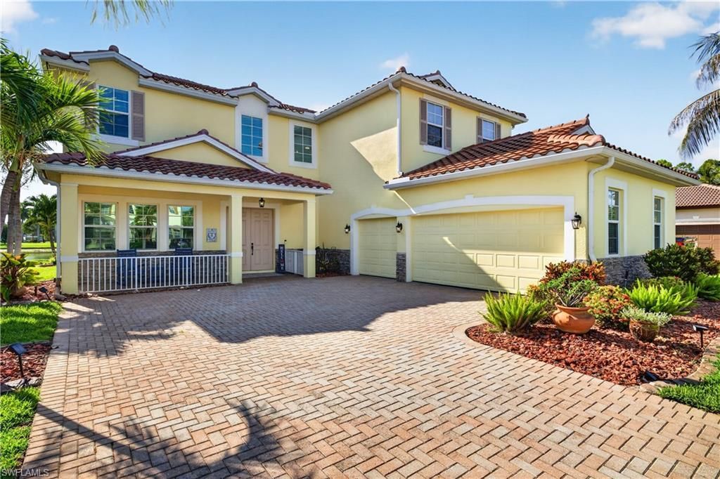 2659 Amber Lake Dr, Cape Coral, FL 33909 Photo