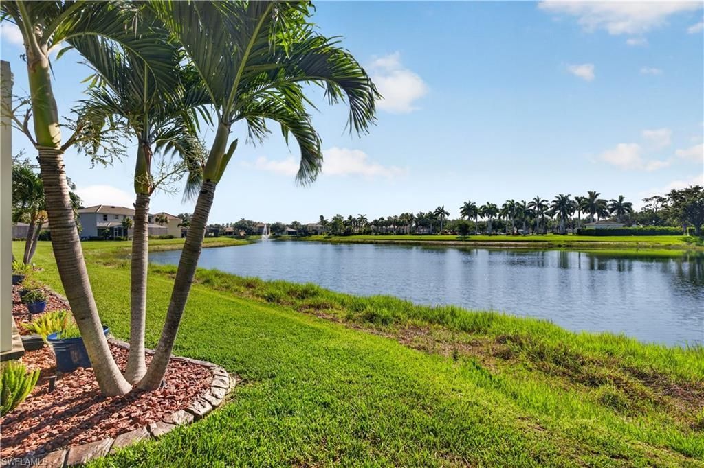 2659 Amber Lake Dr, Cape Coral, FL 33909 Photo