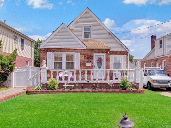 20 Law Street , North Valley Stream, NY 11580