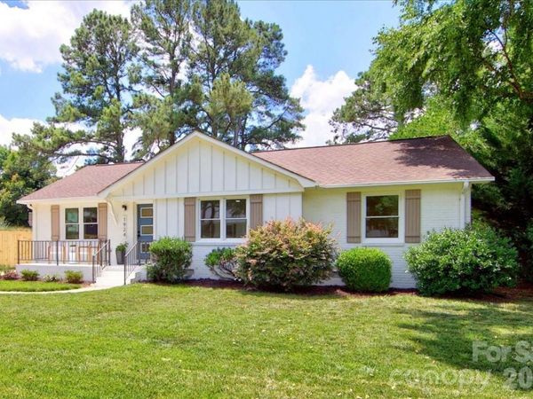 1924 Bentley Place, Charlotte, NC 28205