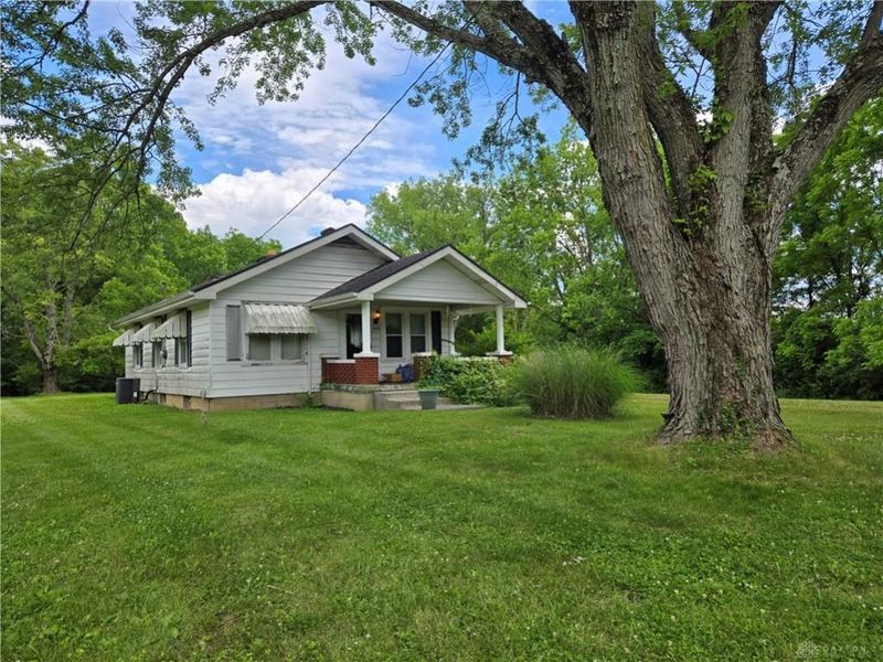 1410 S Central Drive, Beavercreek, OH 45432 Photo 2