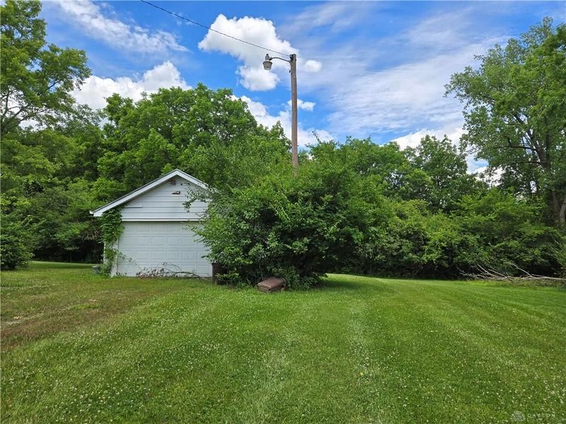 1410 S Central Drive, Beavercreek, OH 45432 Photo 7