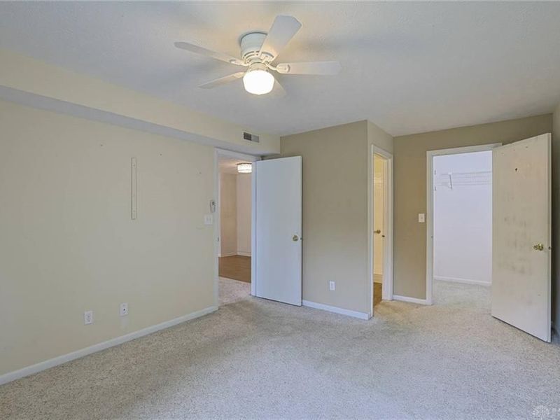 5984 Meadow Creek Drive, Unit 6, Miami Township, OH 45150 Photo 15