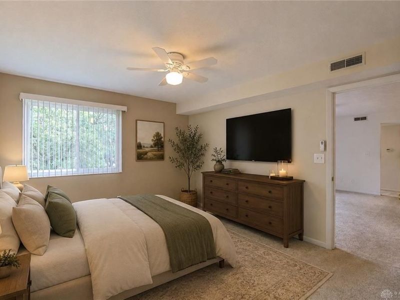 5984 Meadow Creek Drive, Unit 6, Miami Township, OH 45150 Photo 4