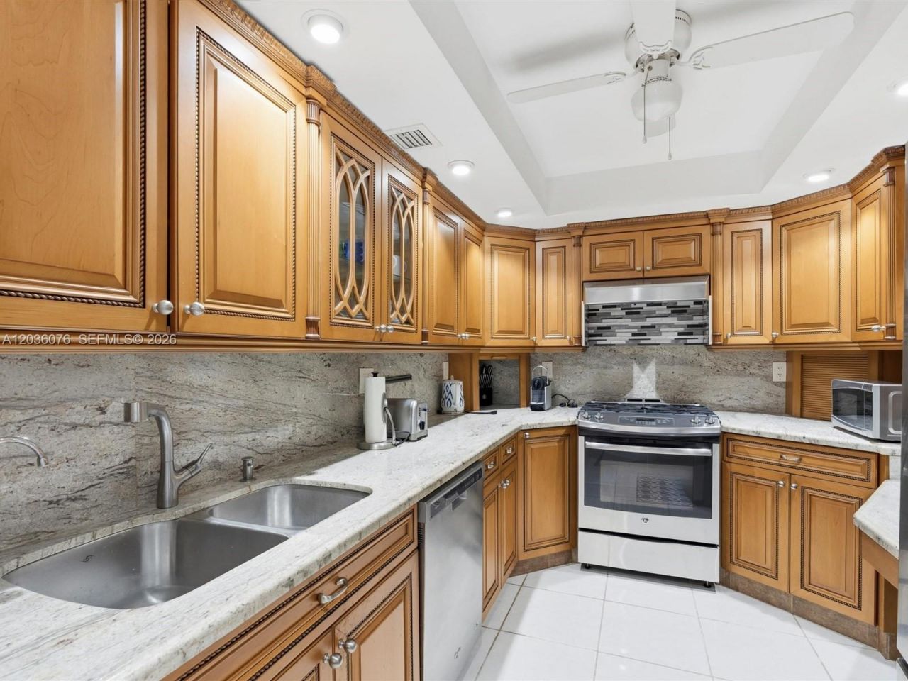 2030 S Ocean Dr, Unit 1123, Hallandale Beach, FL 33009 Photo