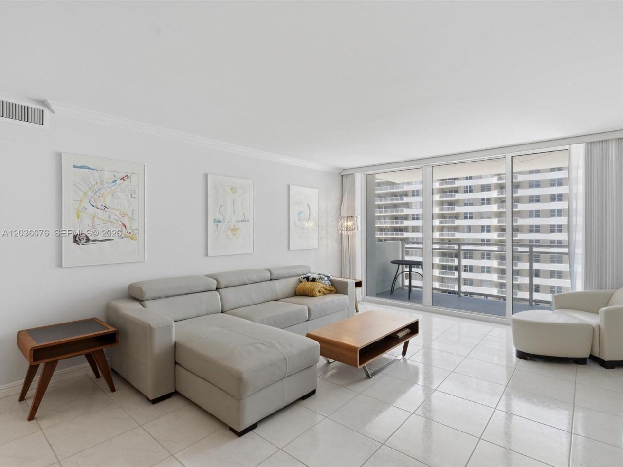 2030 S Ocean Dr, Unit 1123, Hallandale Beach, FL 33009 Photo