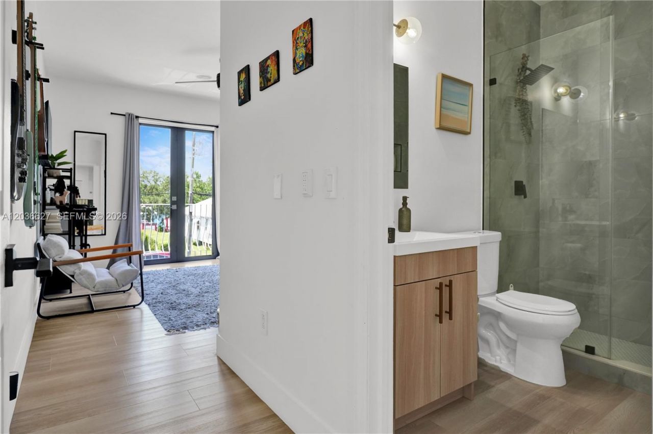 3022 SW 17th St , Unit 3022, Miami, FL 33145 Photo