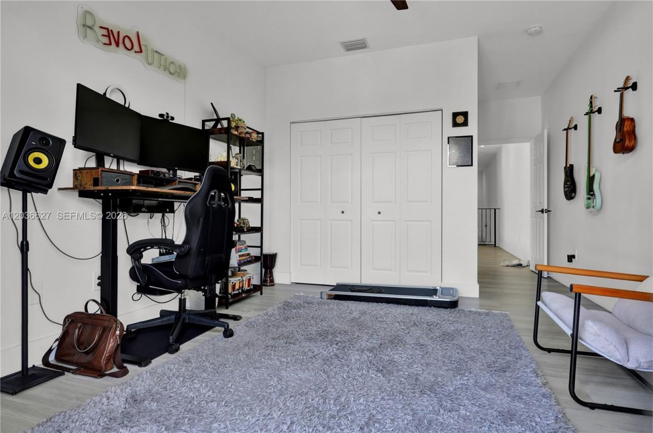 3022 SW 17th St , Unit 3022, Miami, FL 33145 Photo