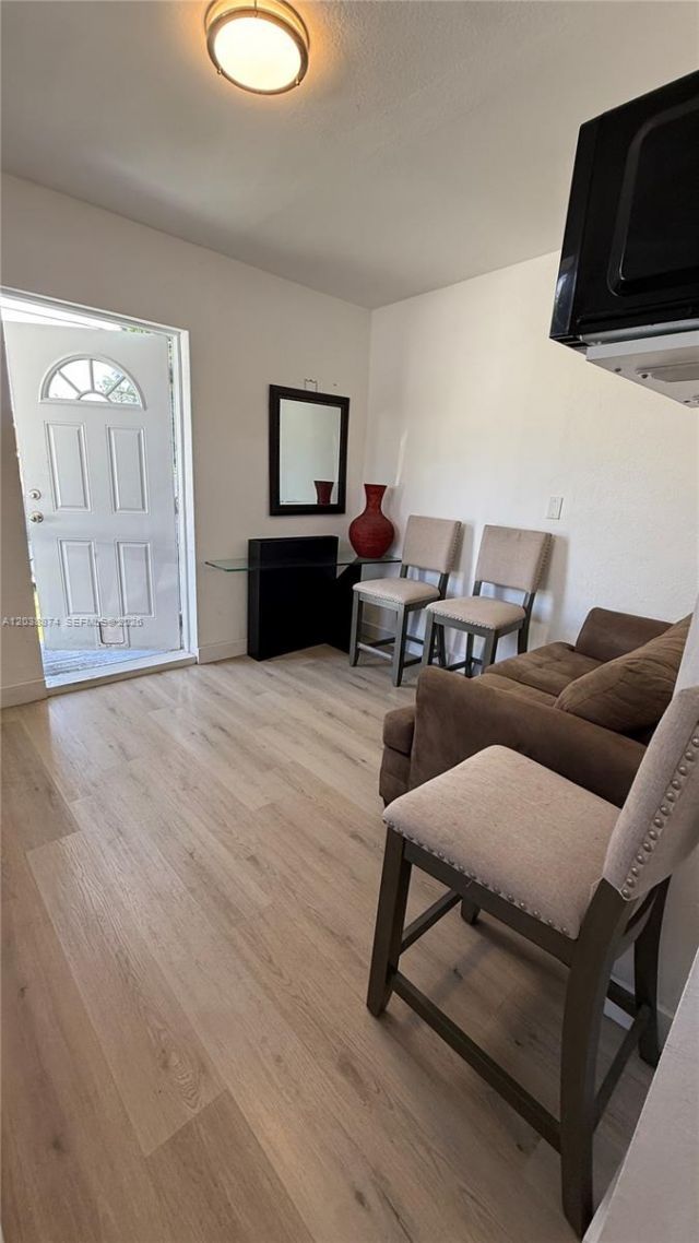 8281 SW 28th St , Unit A, Miami, FL 33155 Photo