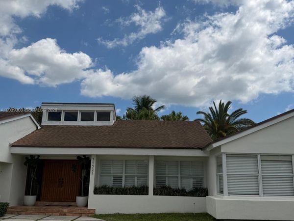 11521 SW 98th Ct, Miami, FL 33176