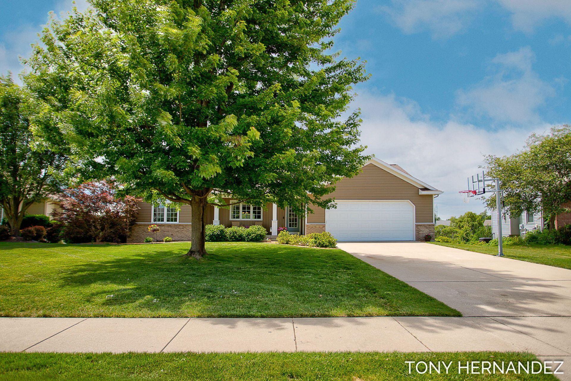 6099 Sheldonoak Drive, Hudsonville, MI 49426 Main Photo