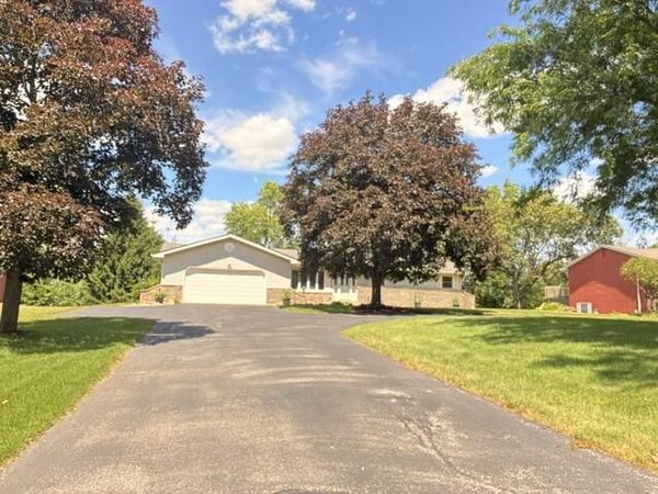 6952 Blackberry Court , DeMotte, IN 46310
