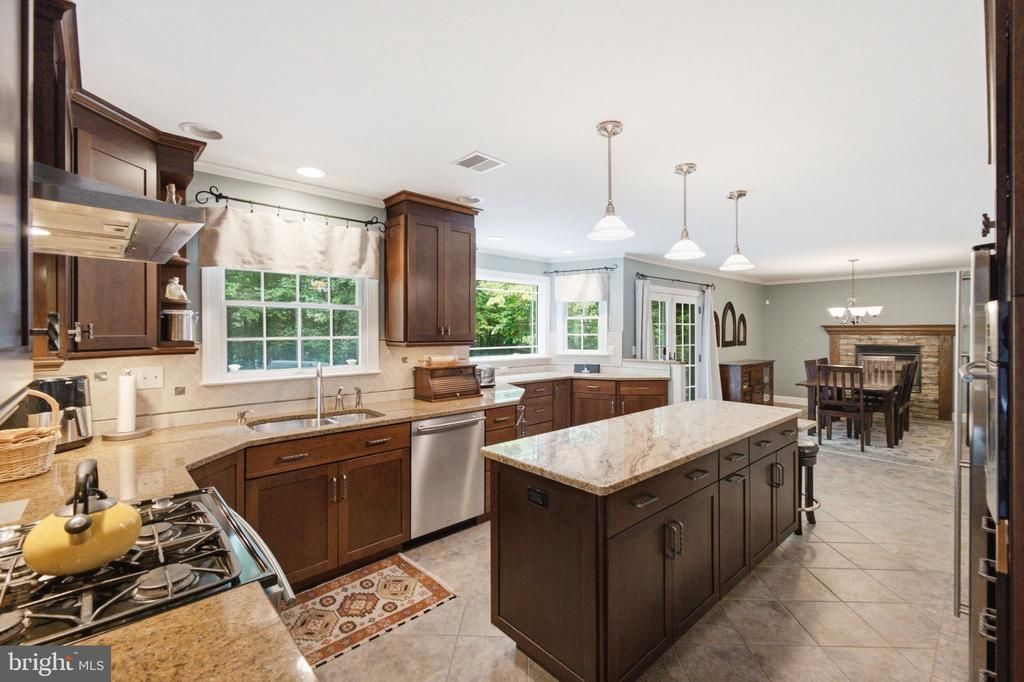 3 THERESA LANE , SAYLORSBURG, PA 18353