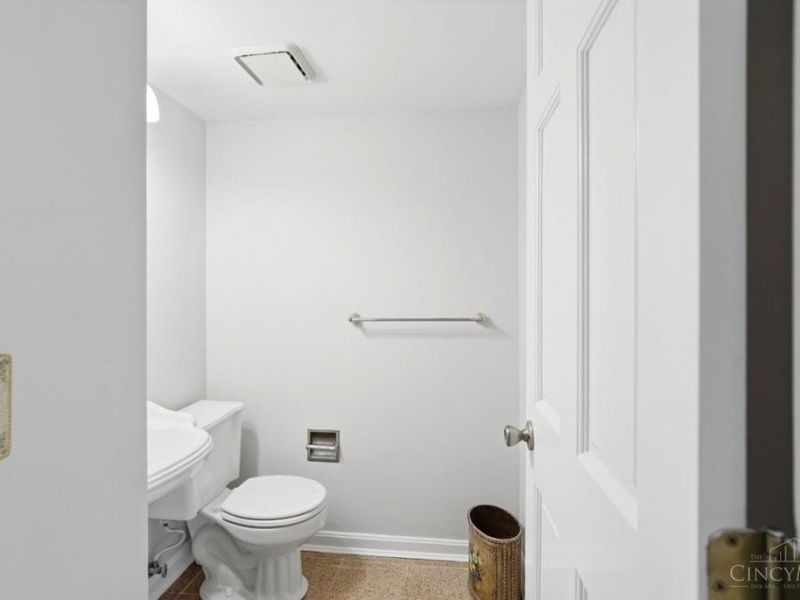 10085 Sonya Lane, West Chester, OH 45241 Photo 32