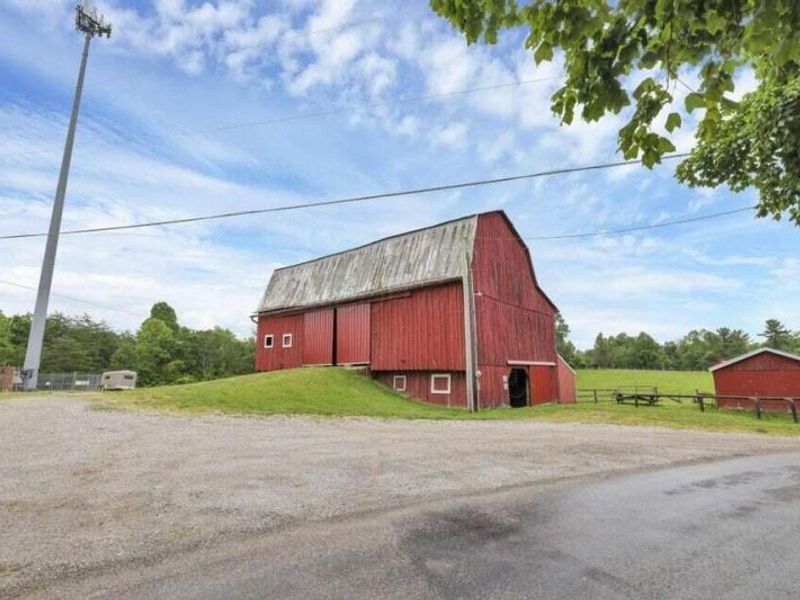 1832 Piegan Court , Logan, OH 43138 Photo 28