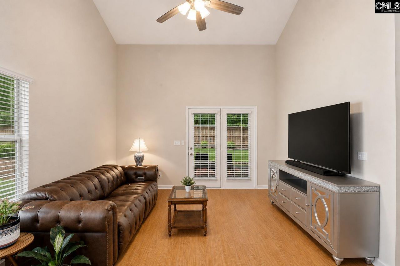 157 Autumn Stroll Court Photo 16