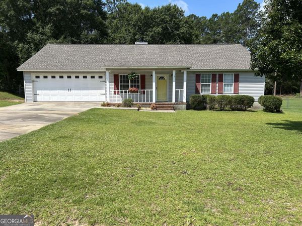 111 Mockingbird Drive, Dublin, GA 31021