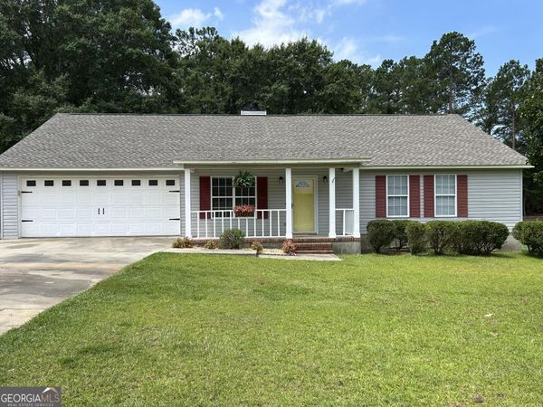 111 Mockingbird Drive, Dublin, GA 31021