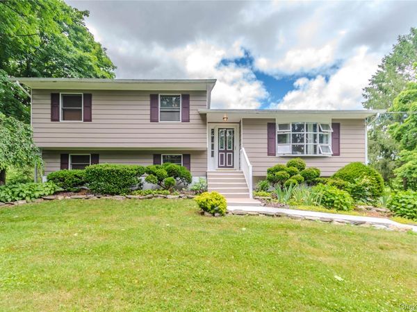 1633 Salt Point Turnpike , Pleasant Valley, NY 12569