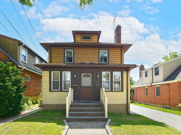 51 Bellmore Street , Floral Park, NY 11001
