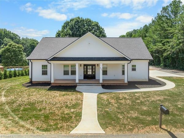 465 Bremen Garden Drive, Lexington, NC 27295