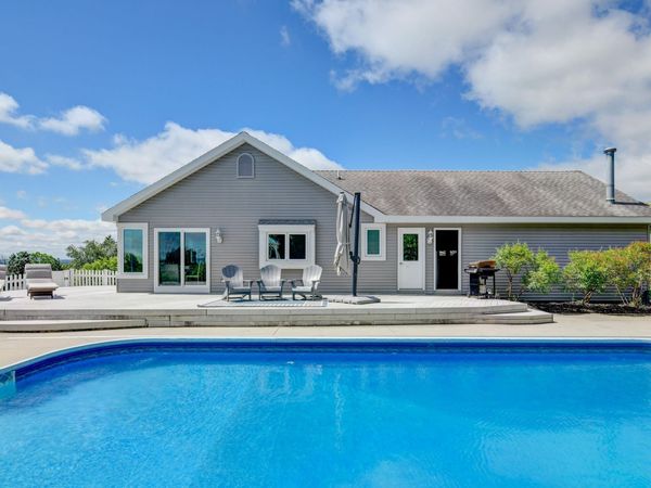 1744 Wayne Street, Traverse City, MI 49684