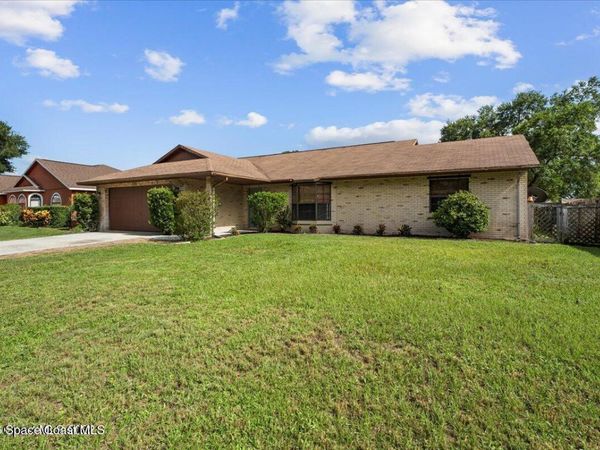 776 Beacon Street NW , Palm Bay, FL 32907