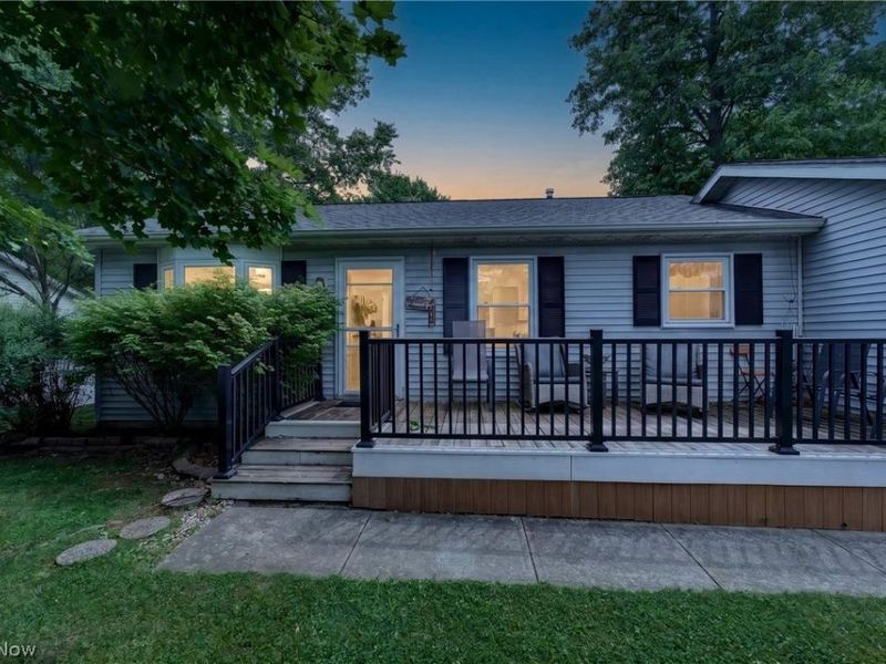 339 Horseshoe Drive , Lagrange, OH 44050 Photo 2