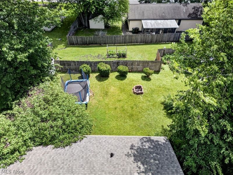 339 Horseshoe Drive , Lagrange, OH 44050 Photo 4