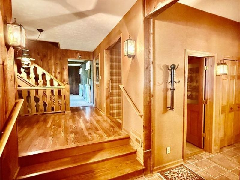 17956 Elliott Drive , Chagrin Falls, OH 44023 Photo 21